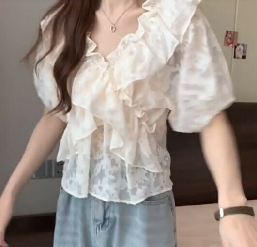 Hot selling fungus-edged chiffon short-sleeved top [Apricot color] [L-4XL size] (please contact customer service to confirm the delivery size after placing the order)