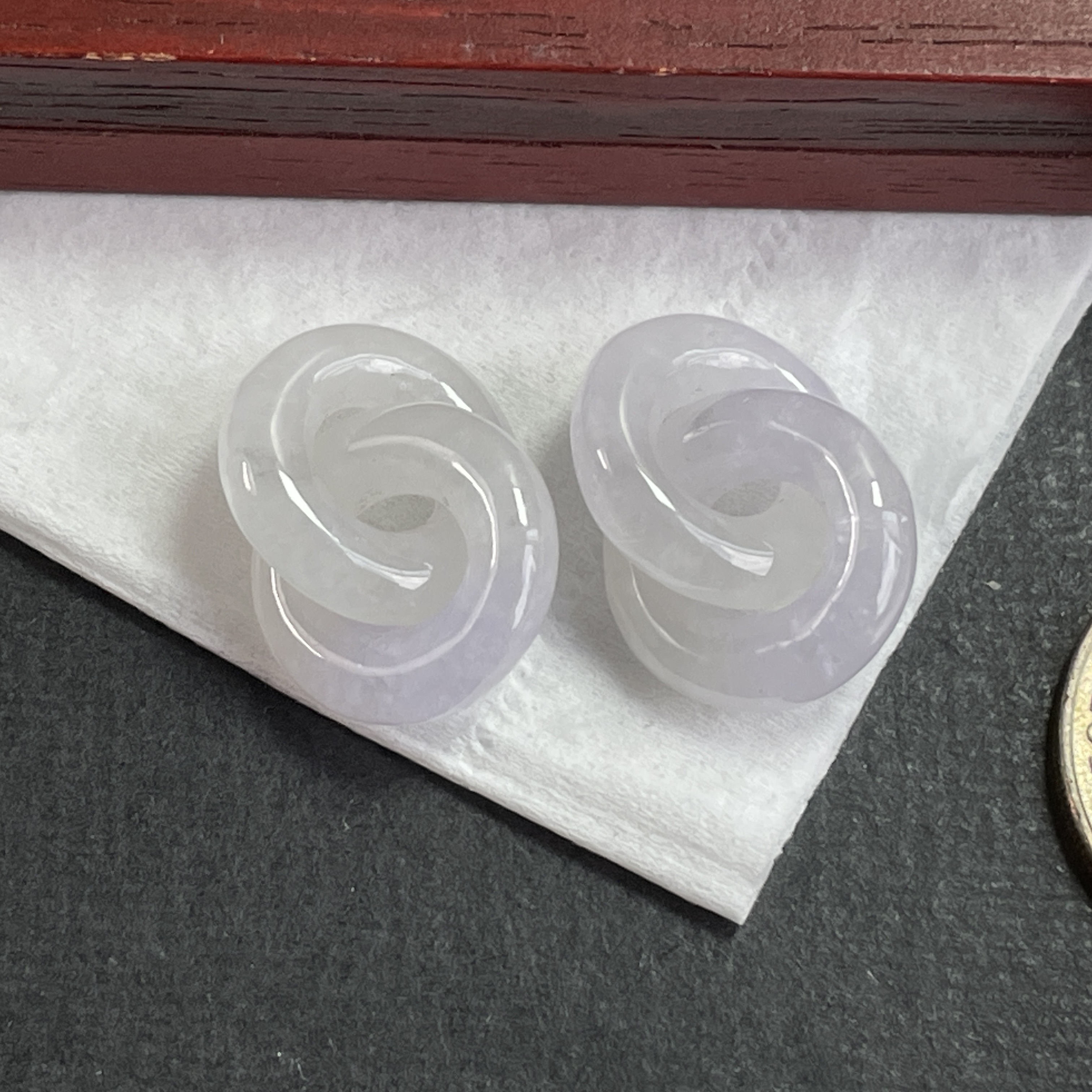 J2365 翡翠冰白淡粉紫環環相扣