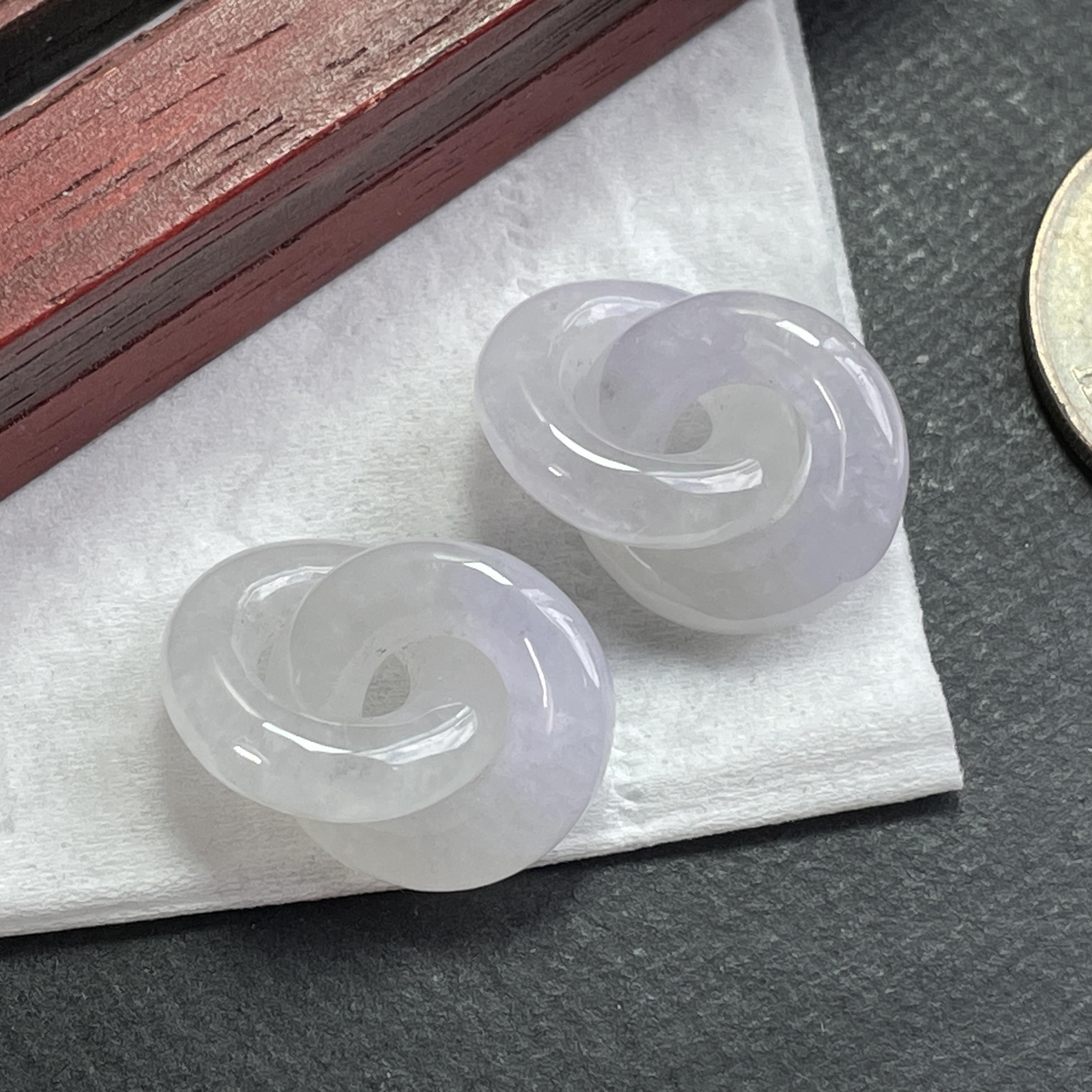 J2365 翡翠冰白淡粉紫環環相扣