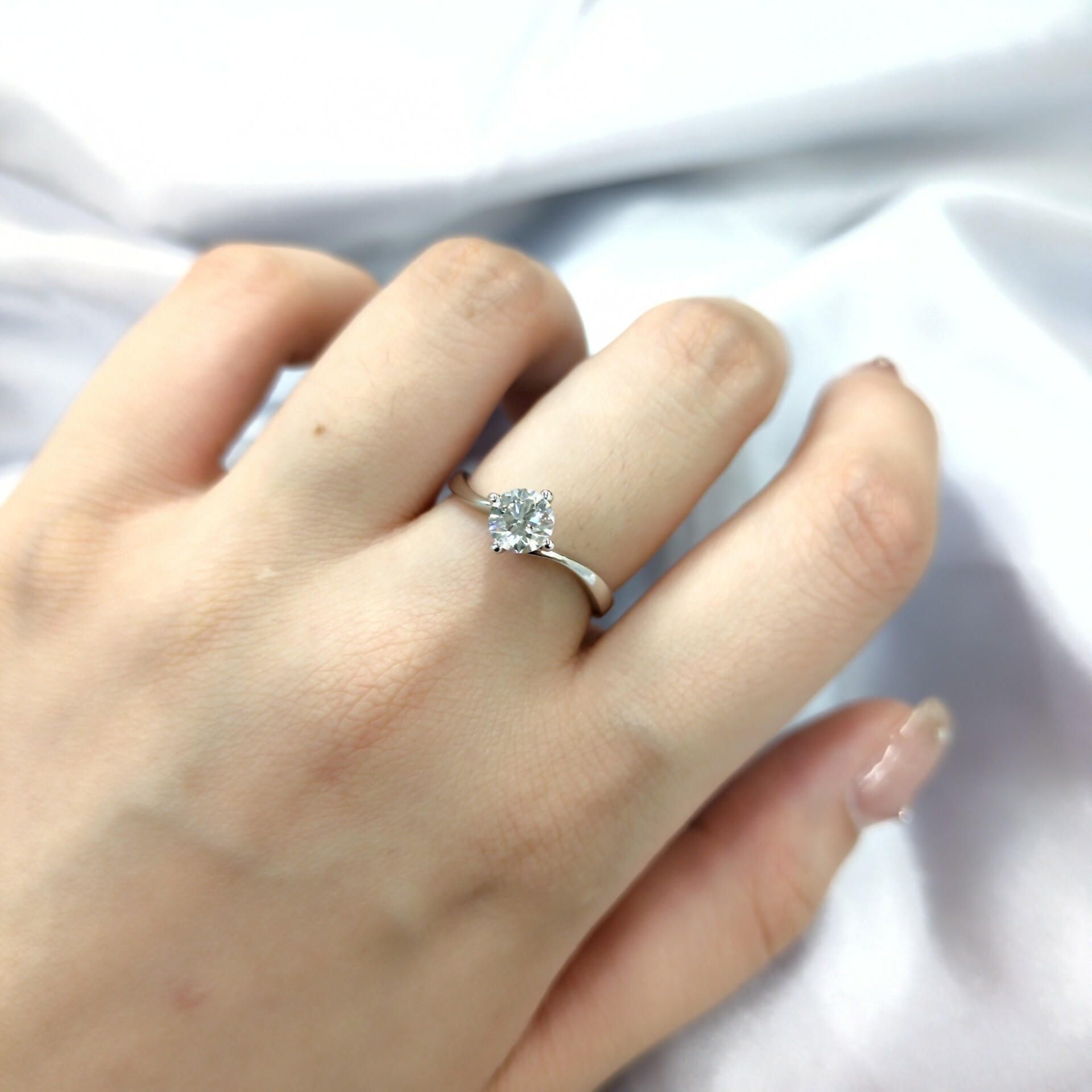 18K White Gold 0.61ct Diamond Ring