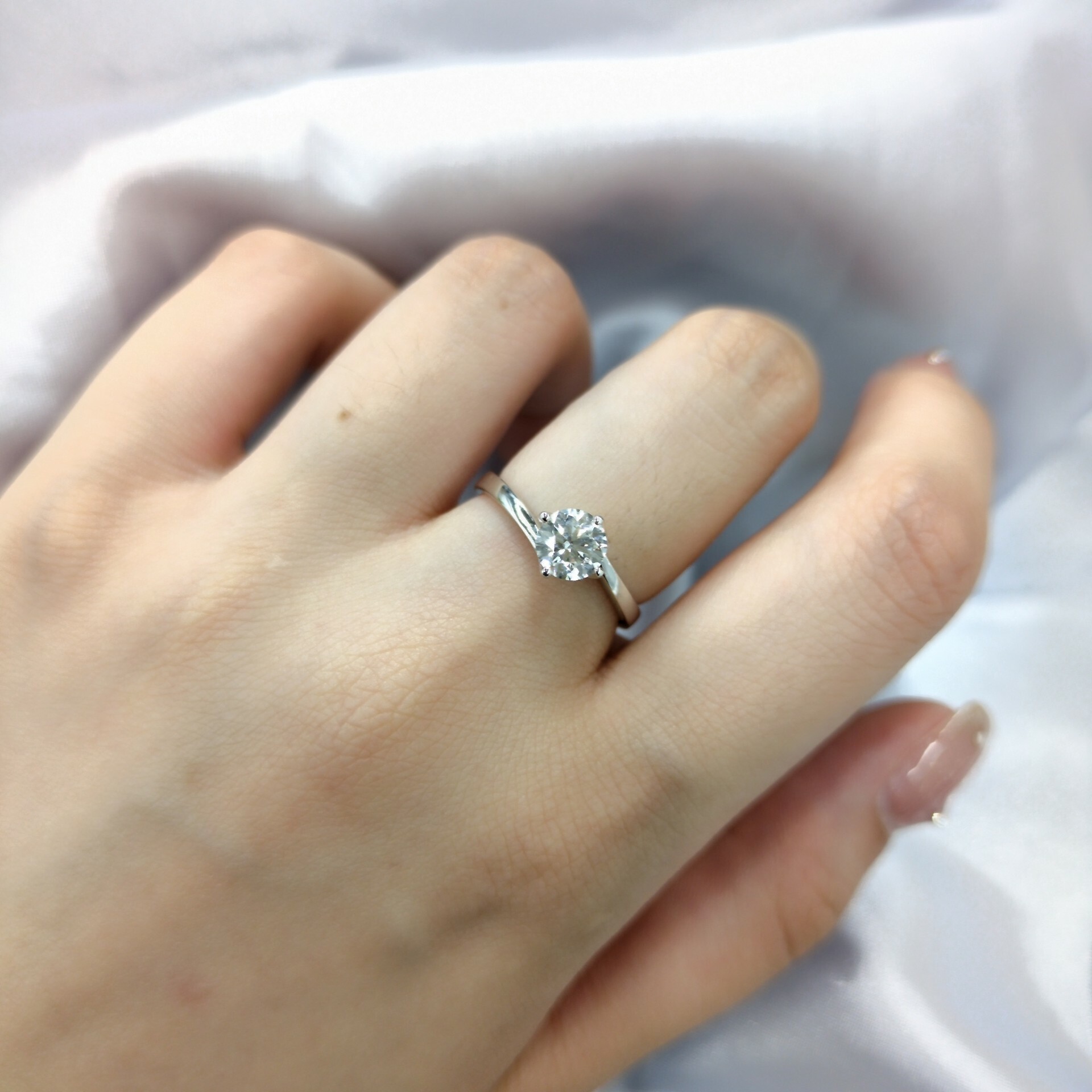 18K White Gold 0.70ct Diamond Ring