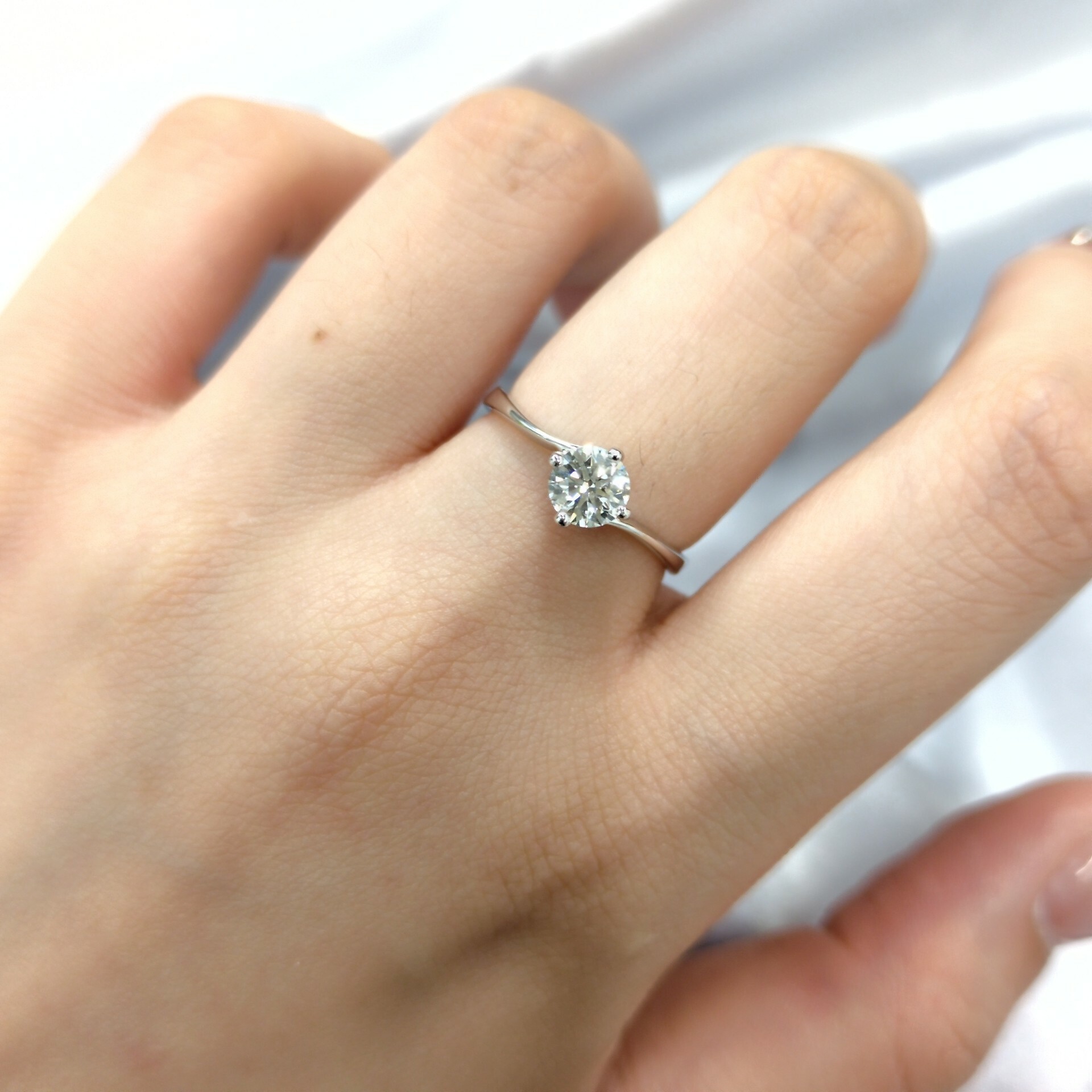 18K White Gold 0.50ct Diamond Ring