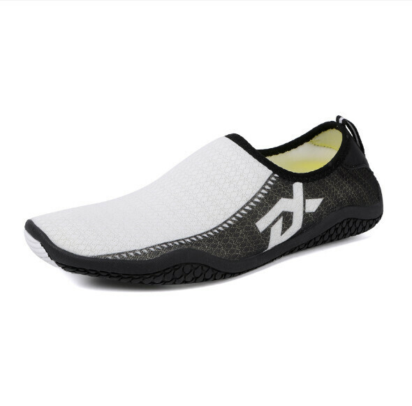 Hot selling wading sports shoes [35-46 sizes] [318 black and white] (contact customer service after placing the order to confirm the delivery size)