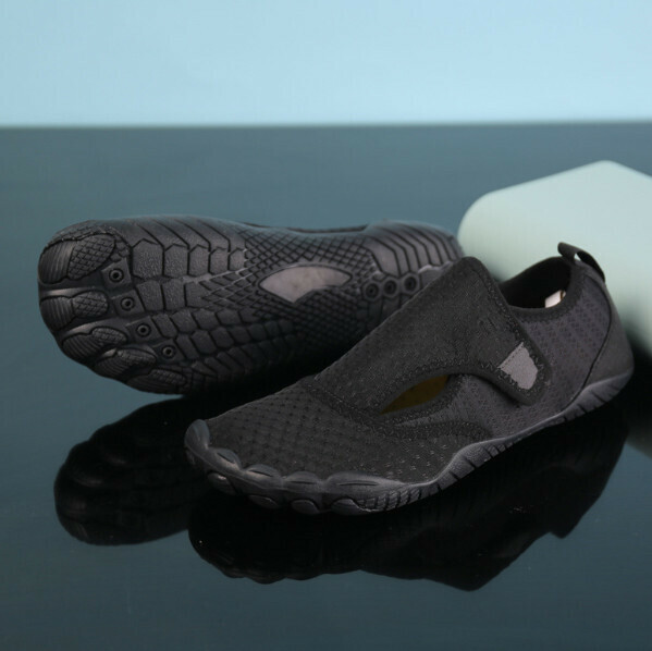 Hot selling wading sports shoes [35-47 sizes] [A028 black] (contact customer service after placing the order to confirm the delivery size)
