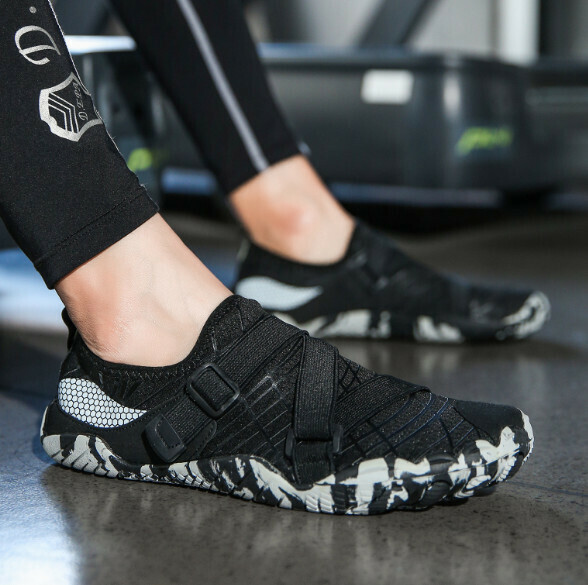 Hot selling wading sports shoes [35-47 sizes] [K026 black] (contact customer service after placing the order to confirm the delivery size)