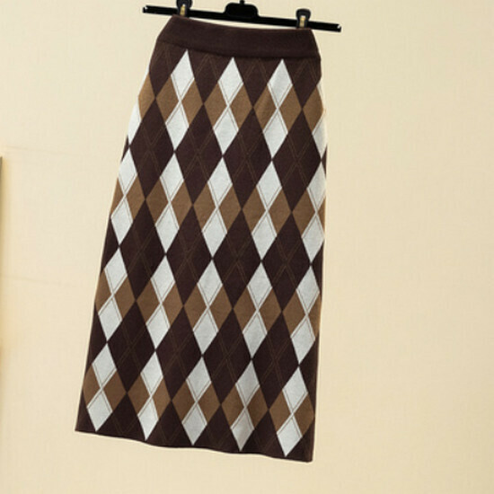 Hot selling diamond check knitted skirt [brown] [S-XL size] (please contact customer service to confirm the delivery size after placing the order)