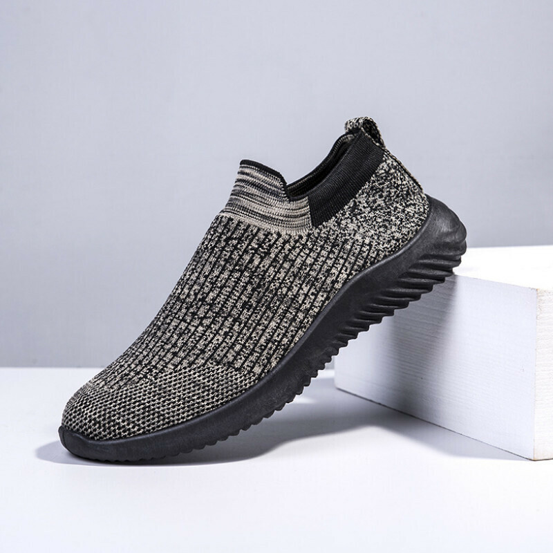 Casual sneakers [black] [size 39-44] [contact customer service after placing order to confirm delivery size]