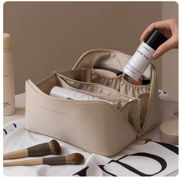 Women's Large Capacity Portable Cosmetic Bag (Milk Apricot White)