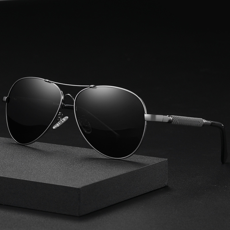 New color-changing sunglasses for men, memory frame, pilot polarized sunglasses, driving glasses (naked mirrors, no LOGO, gun frame + polarized black and gray film)