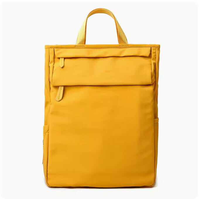 Popular fashionable large-capacity mommy backpack, multifunctional mother and baby bag, lightweight handbag for going out (yellow)