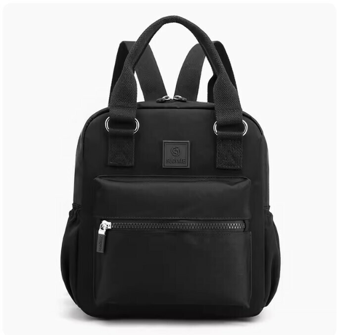 Popular mommy and baby bag, lightweight portable backpack for going out (black)