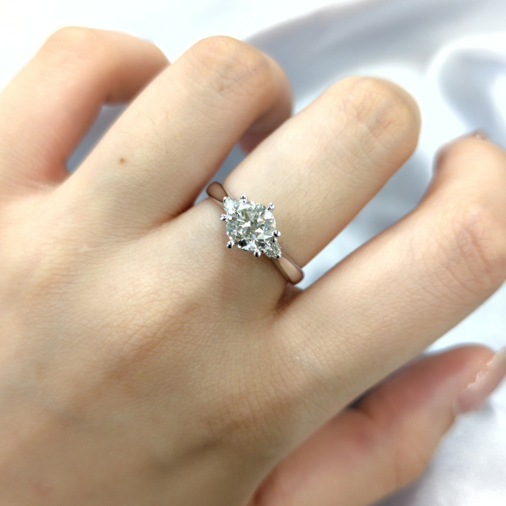 18K White Gold 1.10ct Diamond Ring