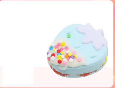 Hotly recommended whitening fragrance bath ball ((Glacier Strawberry) with quicksand effect)