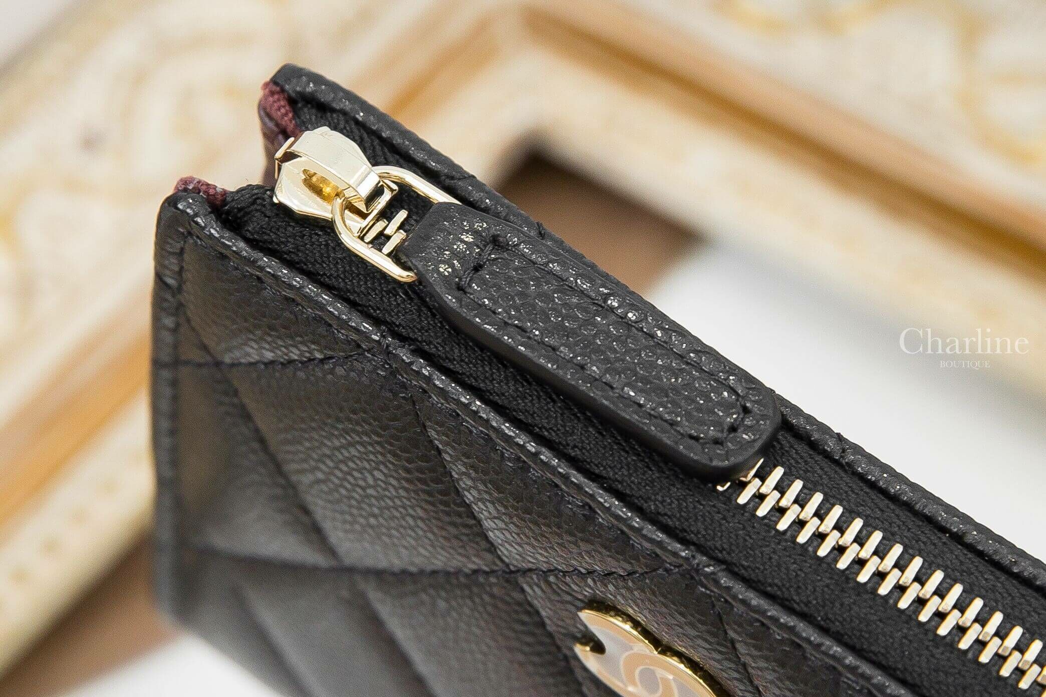 Chanel★(セレブ愛用で絶対欲しい)大人気Coin/CardCaseAP0216 Chanel Coin Purse 黑色金CC荔枝拉鍊方形零錢包-Charline