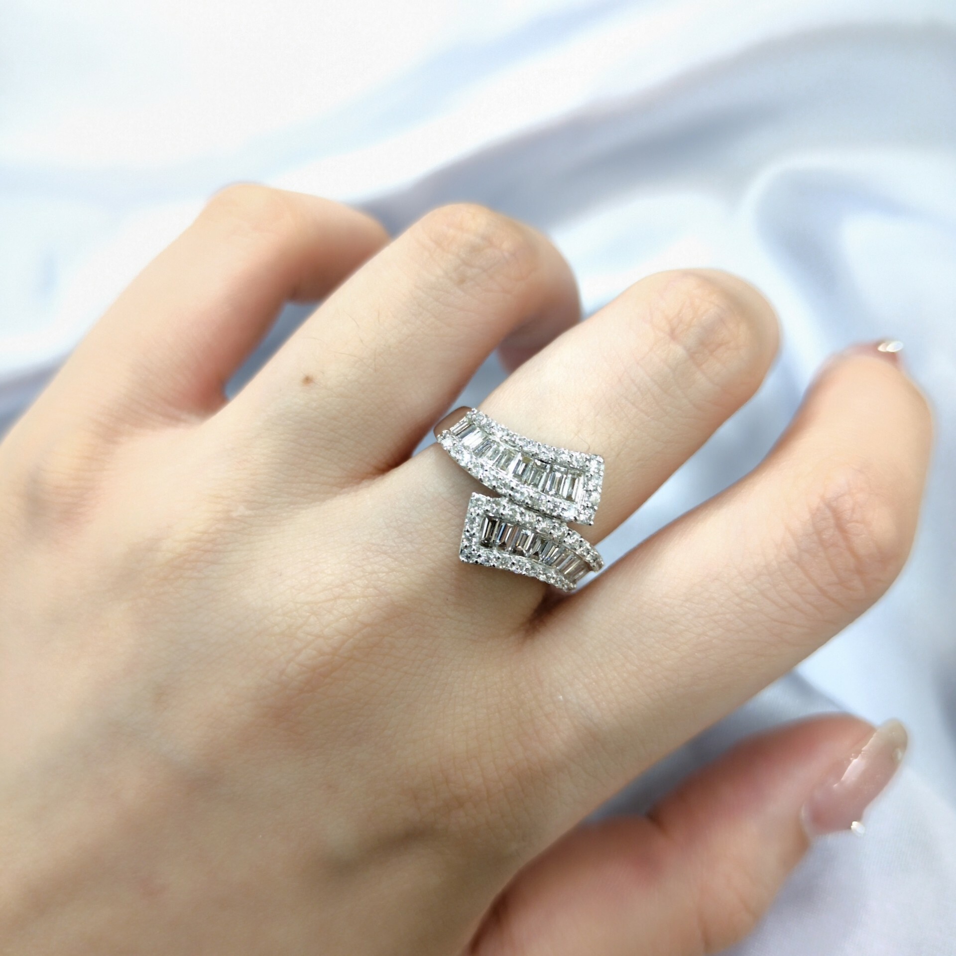 18K White Gold 0.98ct Diamond Ring