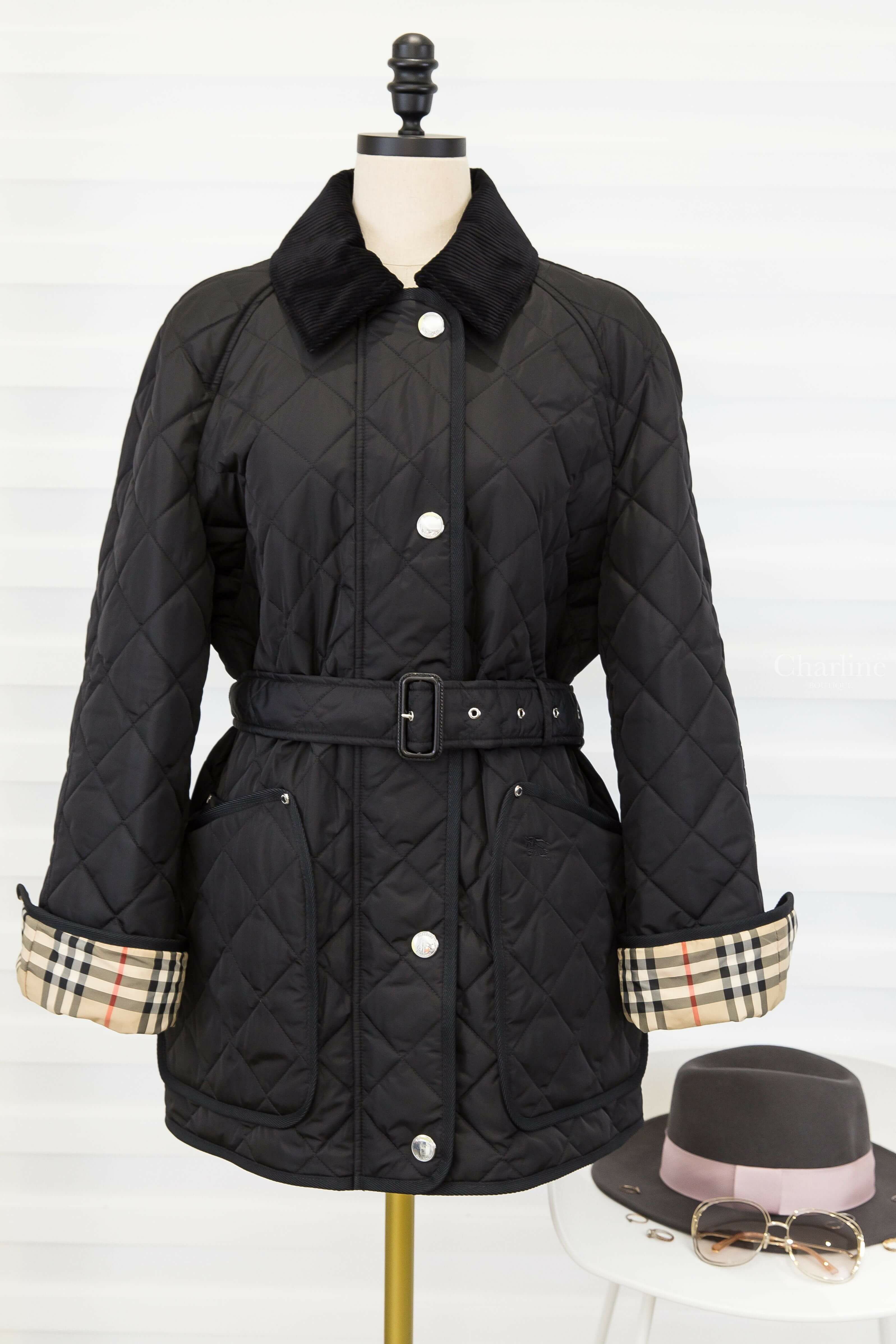 Burberry Quilted Nylon Jacket 黑色燈芯絨領無肩線絎縫溫控米色黑白紅相間條紋內裡附腰帶尼龍長袖外套-Charline Boutique 精品代購