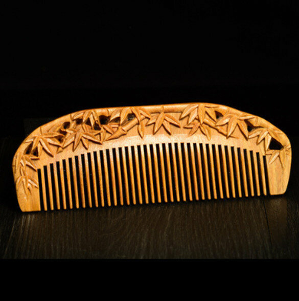 Hotly recommended green sandalwood double-sided carved wooden comb