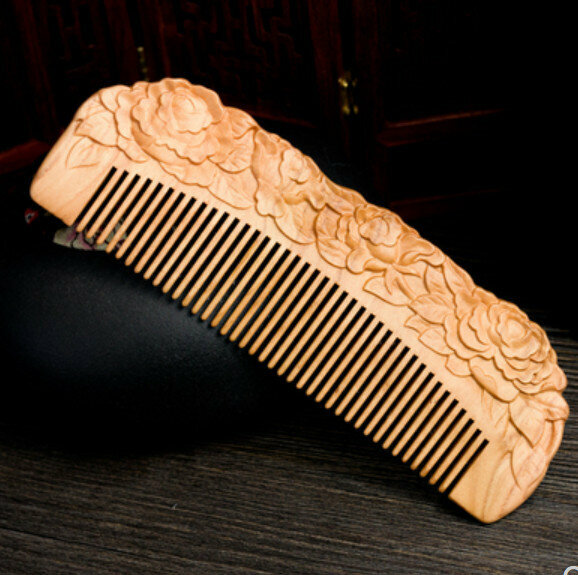Popular peach wood carved comb