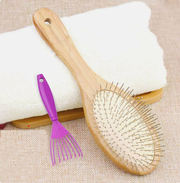 Popular comb (steel needle air cushion comb small size 8008S)