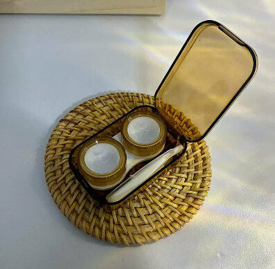 Hot selling contact lens case and contact lens case (specification: B46 brown)