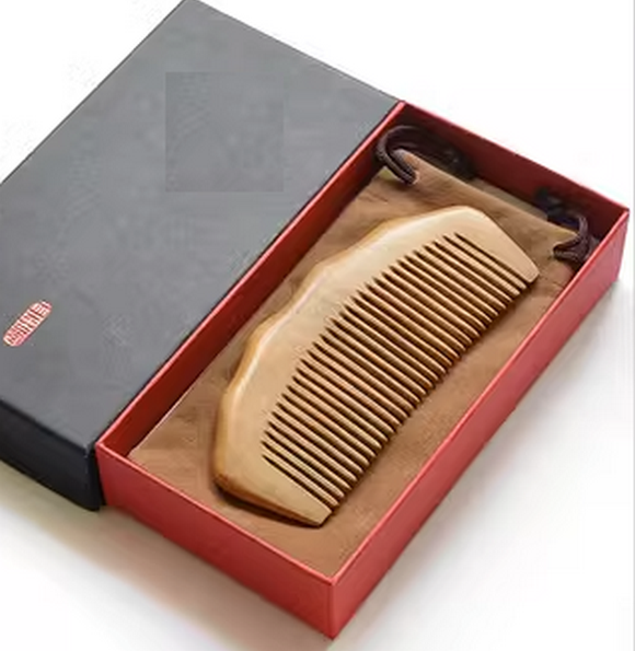 Popular green sandalwood comb wooden comb (gift box + cloth bag) about 12.5 cm