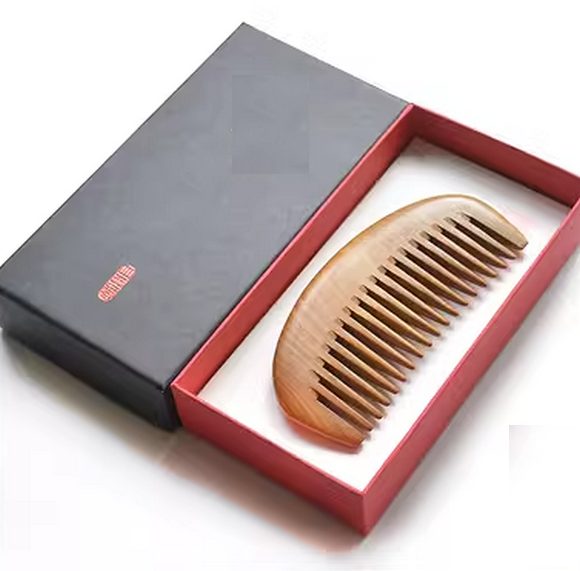 Hot style wooden comb with large teeth (gift box) about 12.5 cm