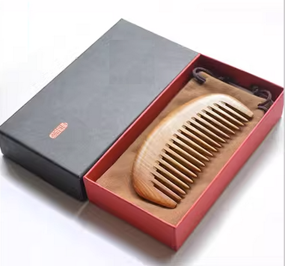 Popular wooden comb with large teeth (gift box + cloth bag) about 12.5 cm