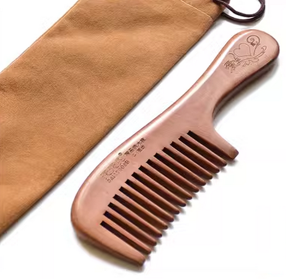 Popular mahogany comb with wide teeth (packed in cloth bag 18cm)