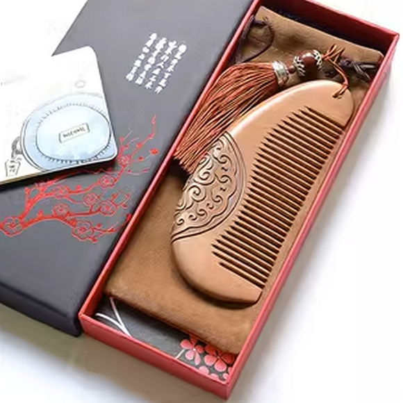 Popular carved tassel peach wood comb (brown tassel (gift box + bag + card)) about 14 cm