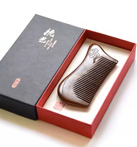 Popular wooden comb with double-sided carvings (gift box), about 12.5 cm