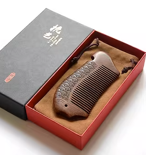 Popular natural black gold sandalwood comb (gift box + cloth bag) about 12 cm