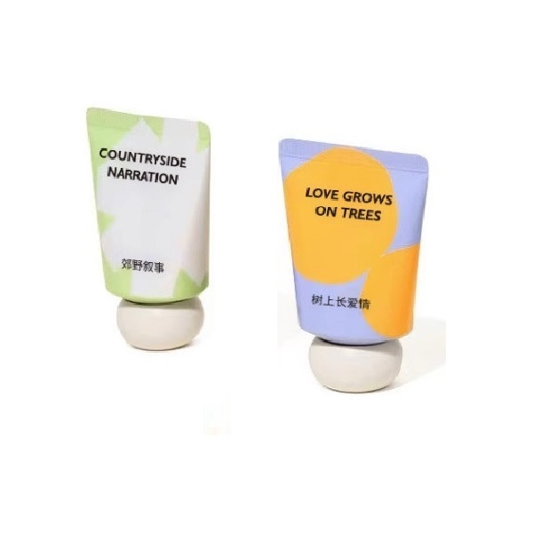 Popular cute mini perfume hand cream, moisturizing and hydrating, improving dryness, roughness, refreshing, non-greasy, small and portable (love grows on trees + narrative in the countryside)