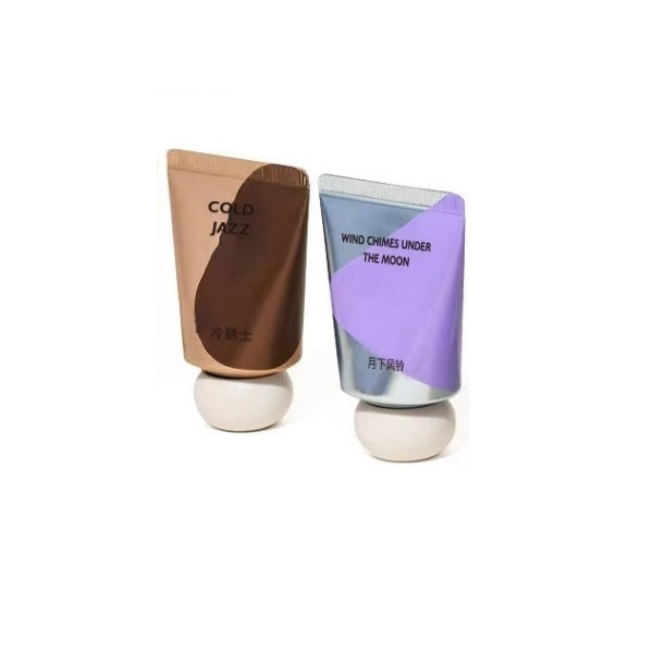 Popular cute mini perfume hand cream, moisturizing and hydrating, improving dryness, roughness, refreshing, non-greasy, small and portable (cold jazz + moonlight wind chime)