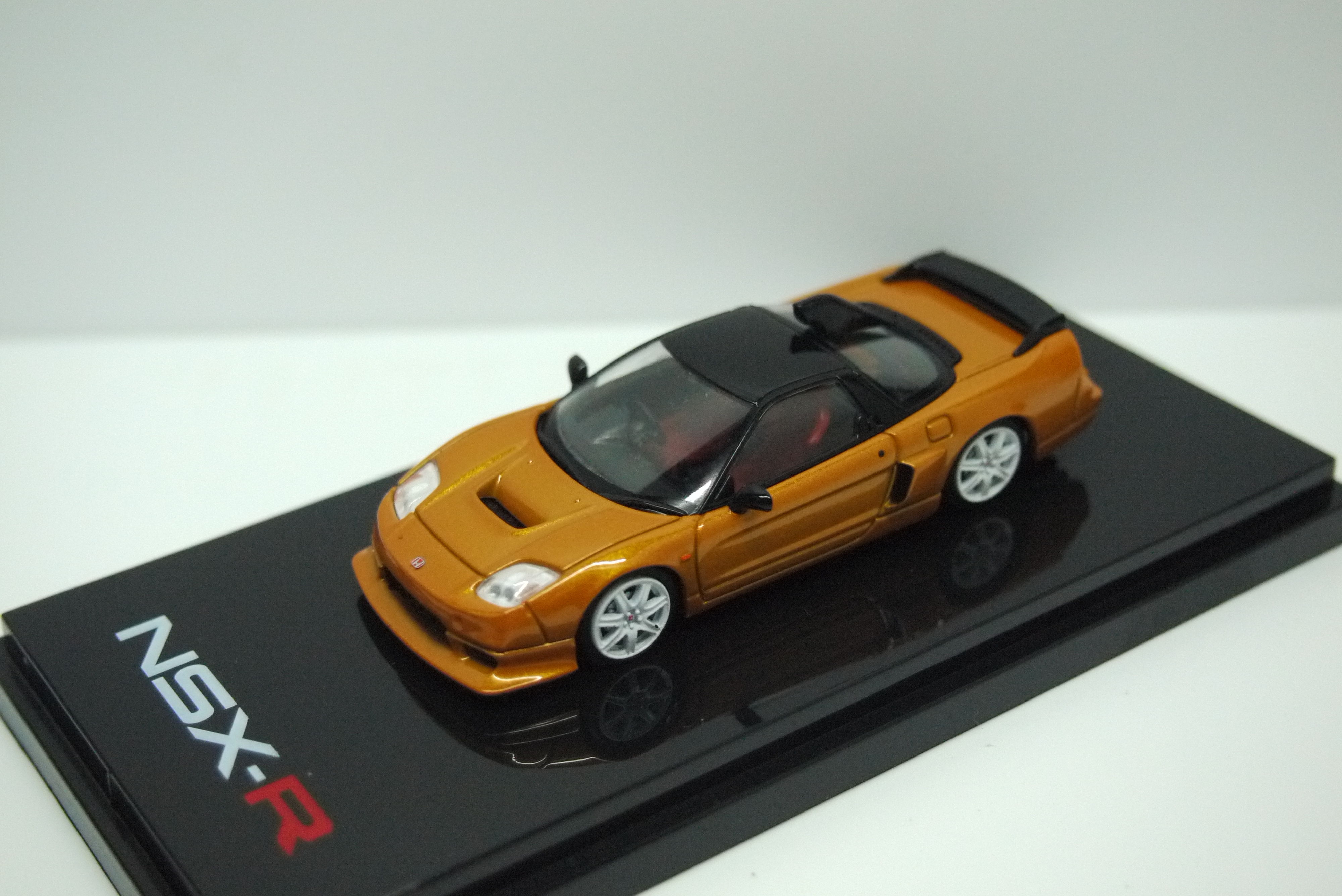 Hobby Japan Honda NSX-R GT Orange HJ641015CP