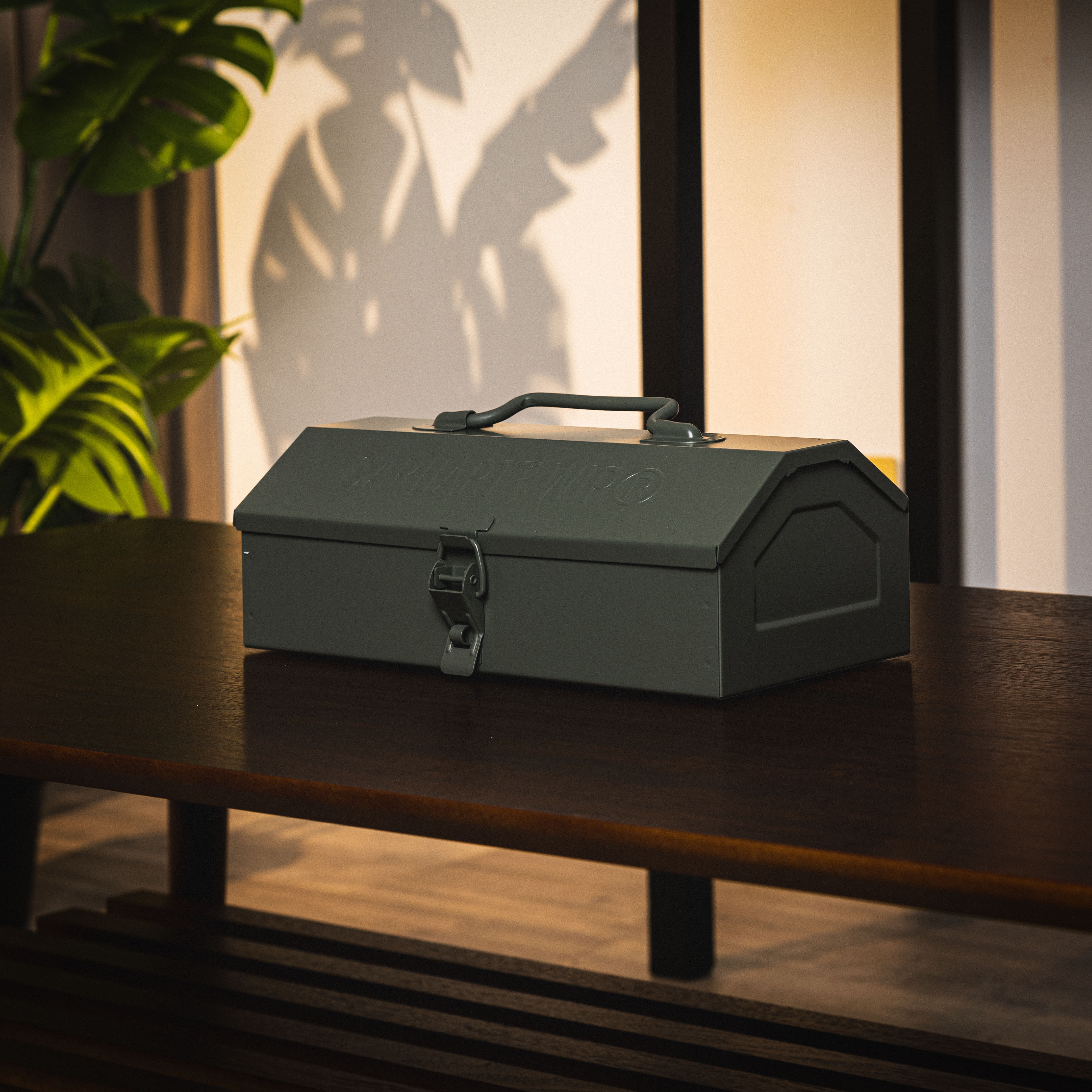 -(C020)-CARHARTT WIP TOUR TOOL BOX 工具箱 日本製 Toolbox 煙綠色-I0333211NDXX060