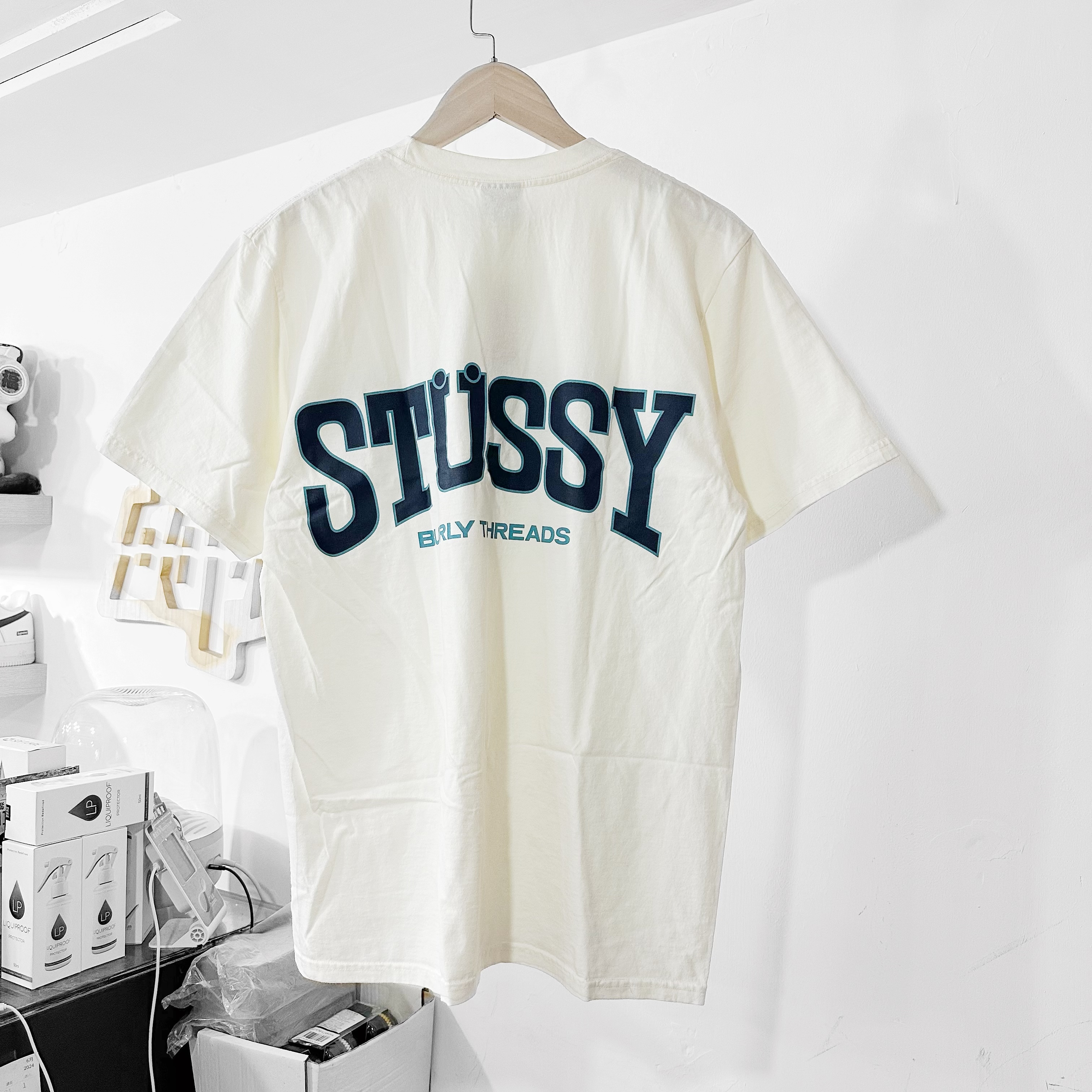 STUSSY BURLY THREADS TEE PIGMENT DYED  NATURAL 米白色