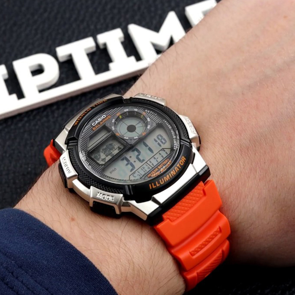 【CASIO 卡西歐】AE-1000W 外出旅遊 世界地圖 萬年曆 星期日期 運動型 儀錶板 電子錶 腕錶 手錶