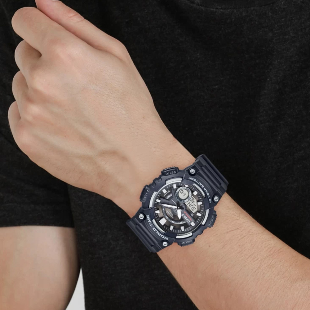 【CASIO 卡西歐】AEQ-110W 科技感多功能 旅遊運動 世界時間 倒計時 橡膠錶帶 雙顯電子錶 手錶