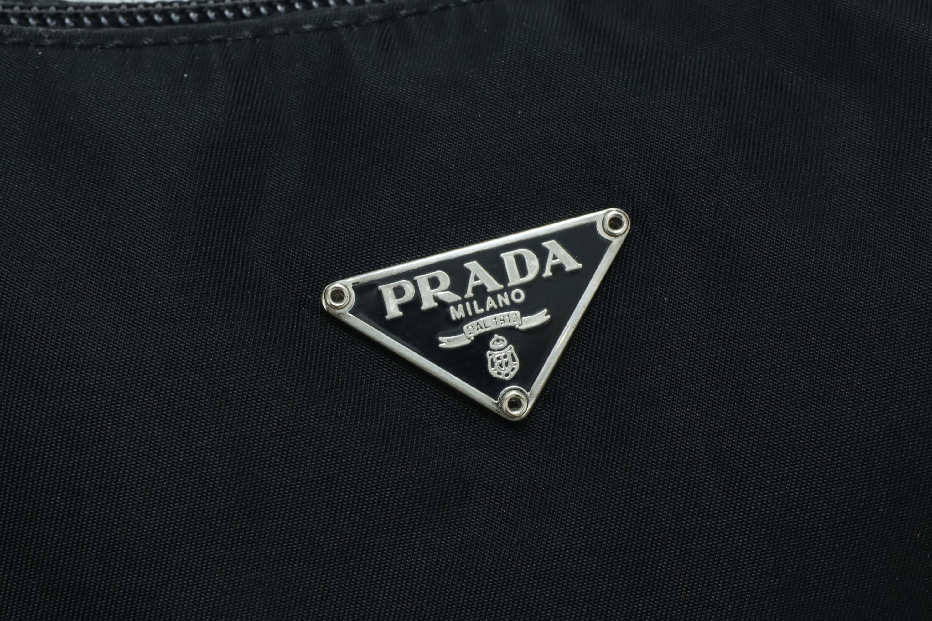 Prada bag🖤