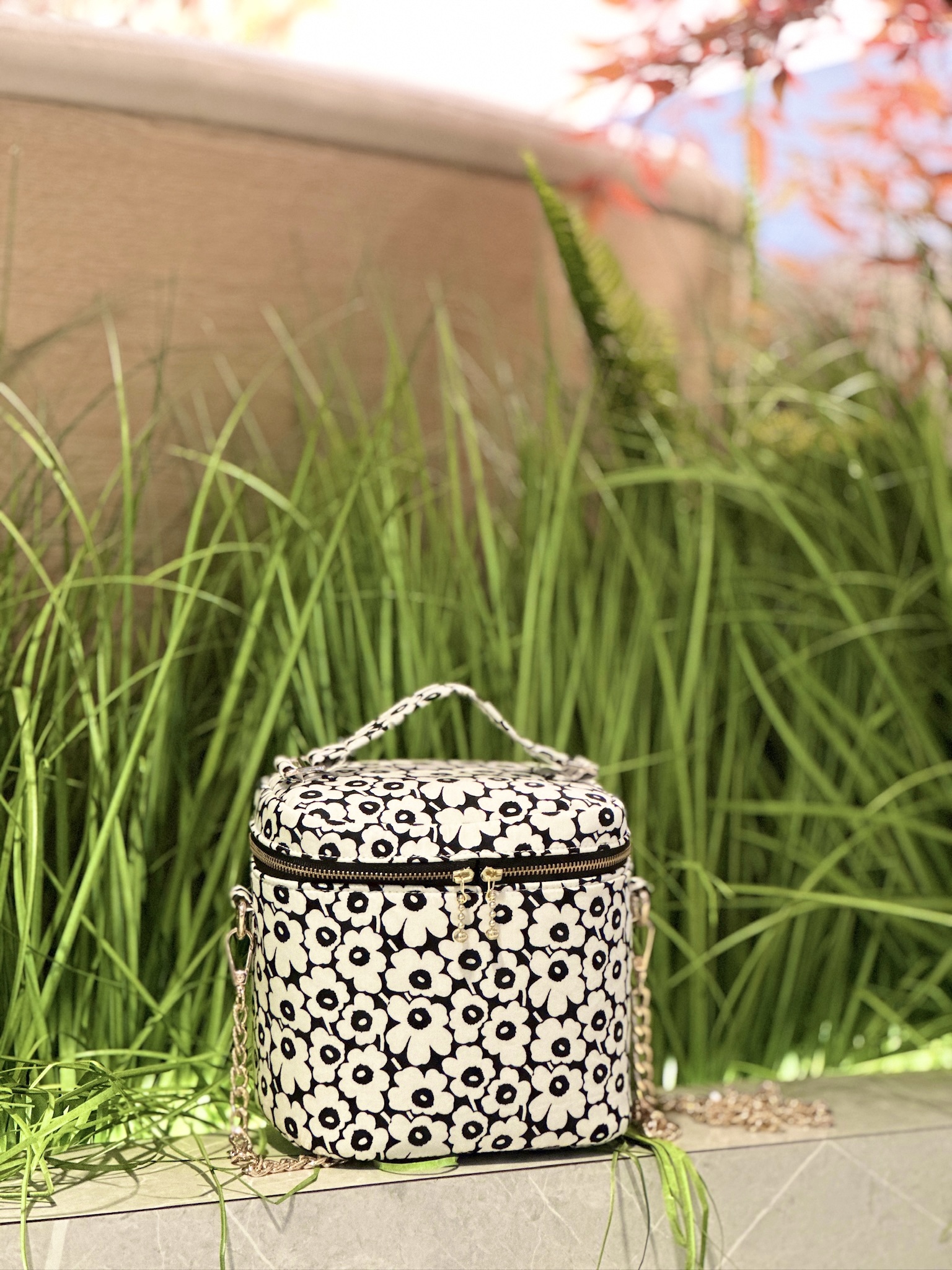 Boxy | Marimekko rare cotton Fabric | Black x white nano unikko