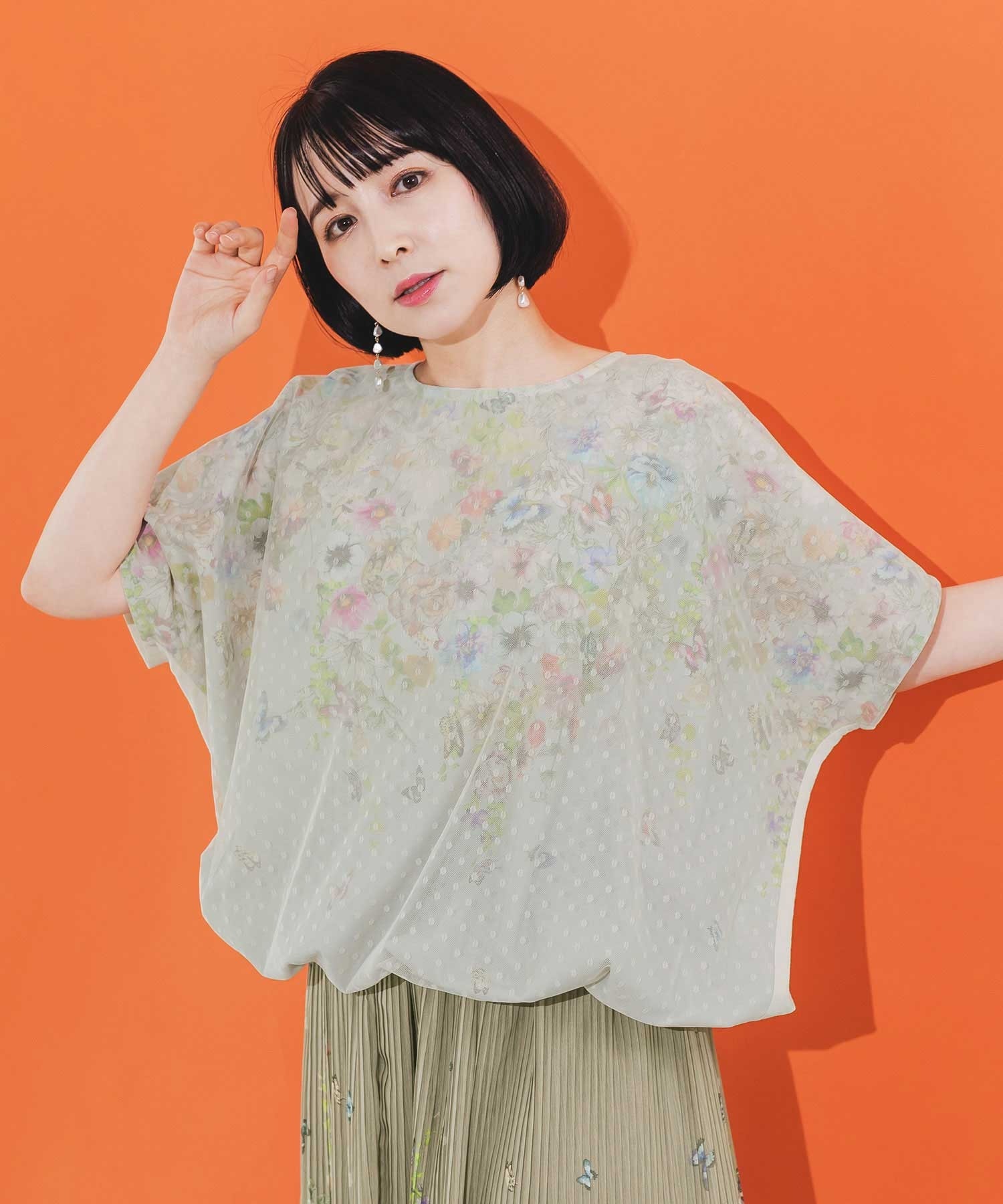 預購 - Scolar 點點紗layer花top