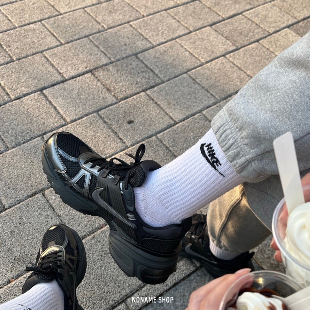 NIKE V2K RUN RUNTEKK 全黑 (男/女款)