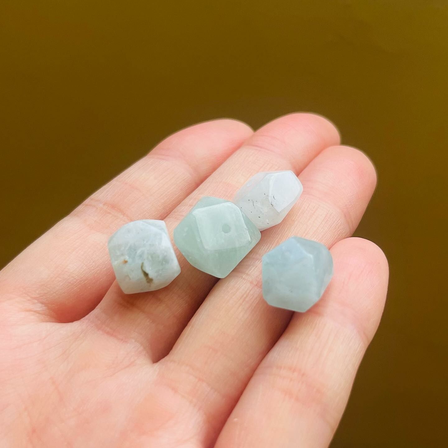 [原石] 海藍寶 不規則 串珠通孔