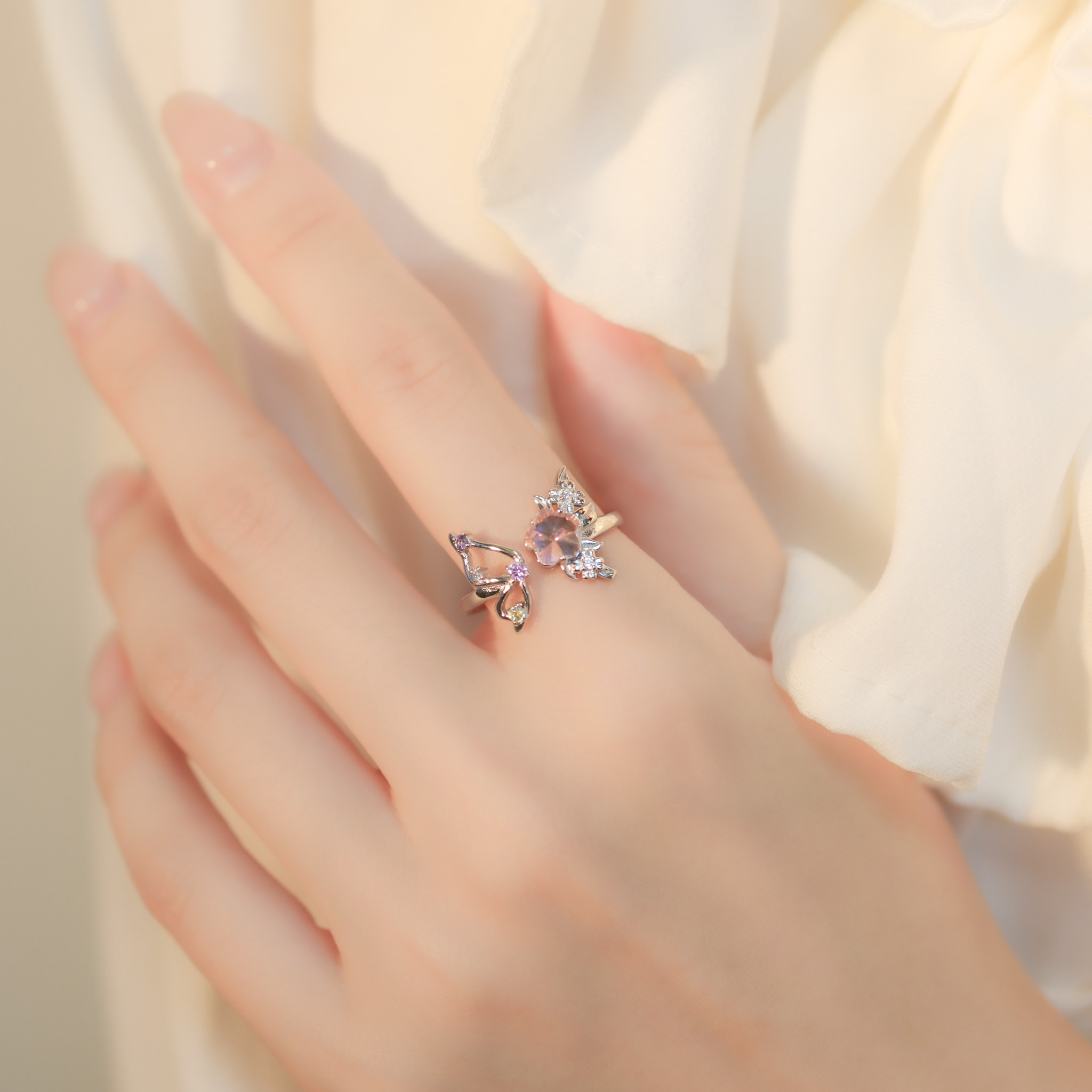 | 925 Silver・ White Gold・Glass Stone  | Butterfly Dream Ring | RI0689 |