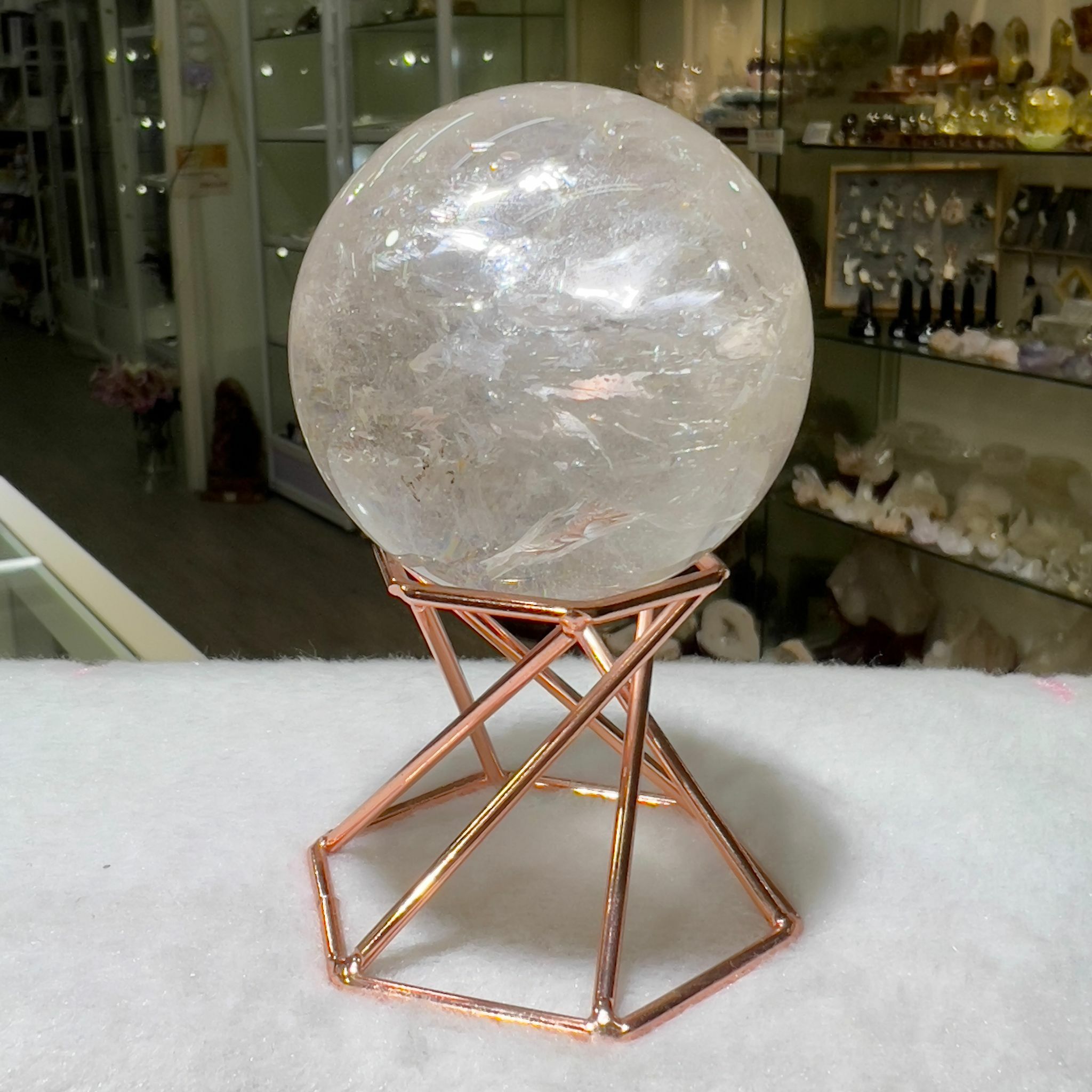 白水晶 球 - 5.6cm+/- (不連座)