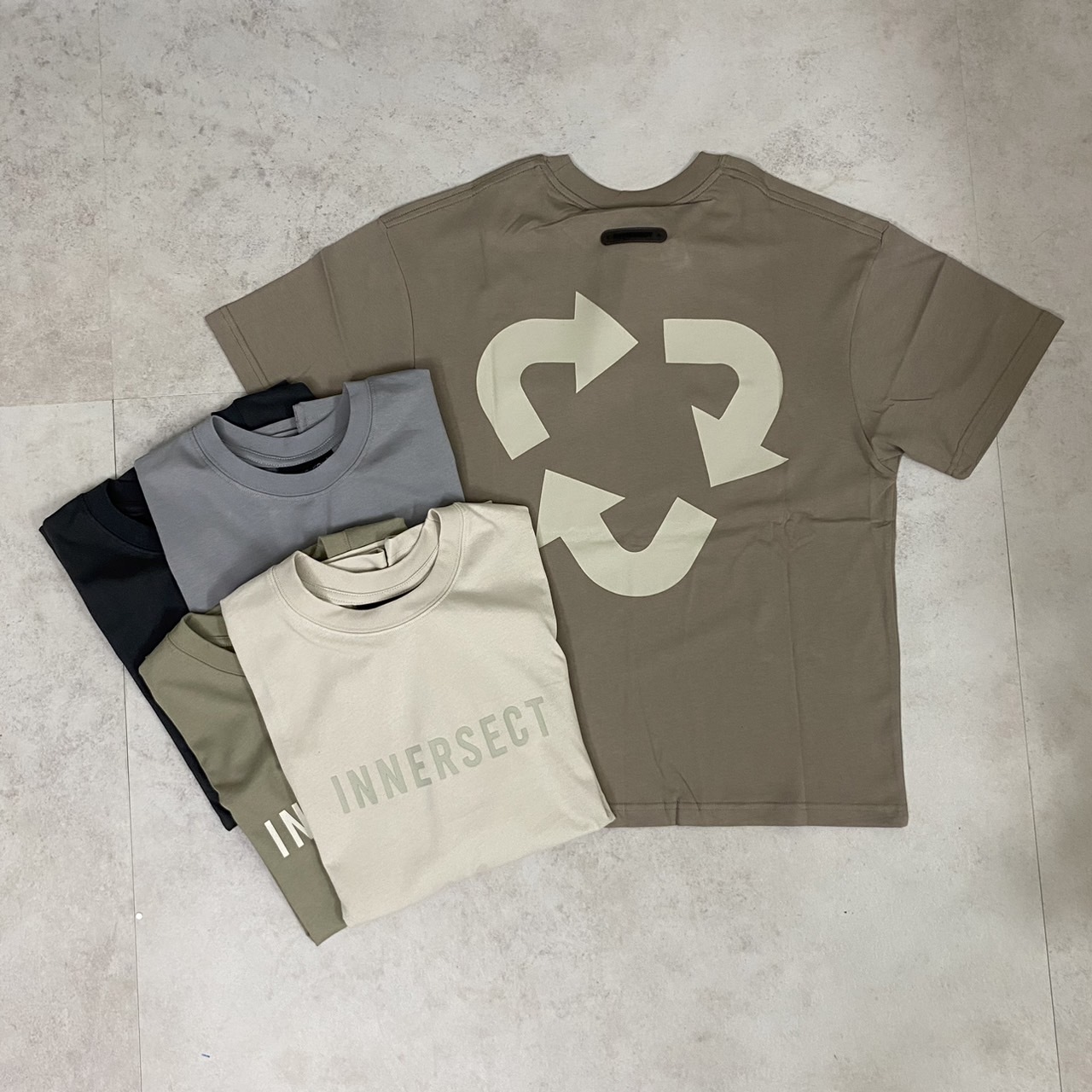 ★海外限定!Clot INNERSECT×Jerry Lorenzo Clover Tシャツ ☆海外限定!Clot INNERSECT×Jerry Lorenzo Clover Tシャツ