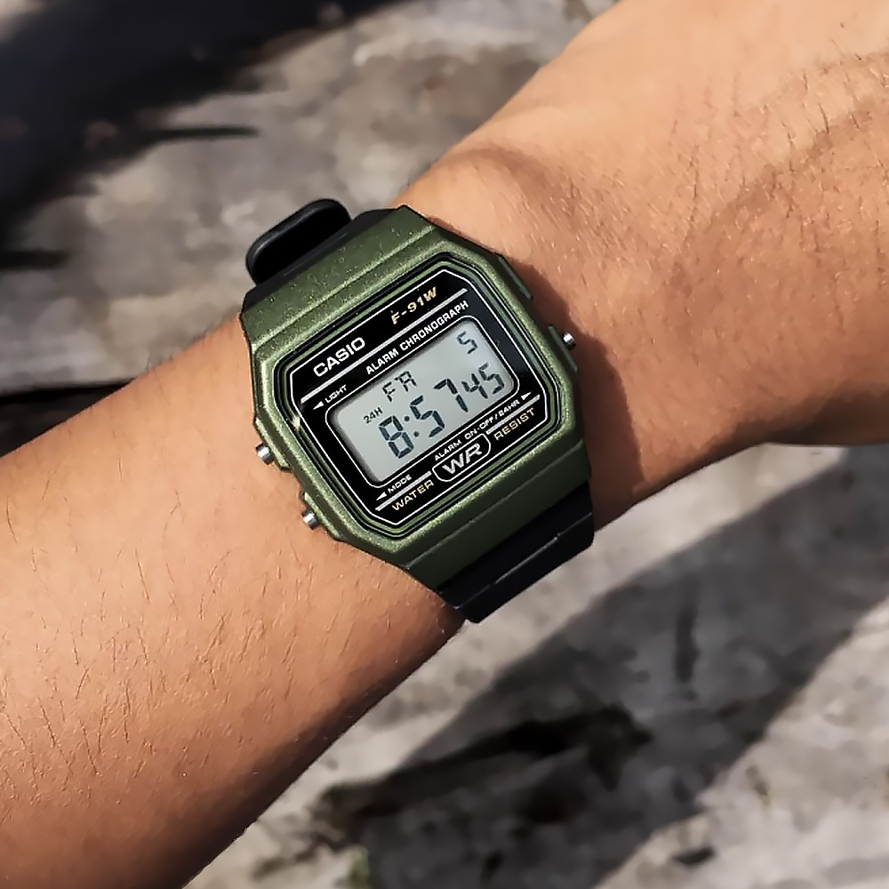 【CASIO 卡西歐】 F-91WM 經典不敗 方形復古 生活 計時碼錶微光照明 運動旅行 橡膠 電子錶 手錶