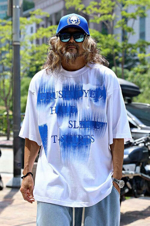 字母刺繡刷子短袖T恤