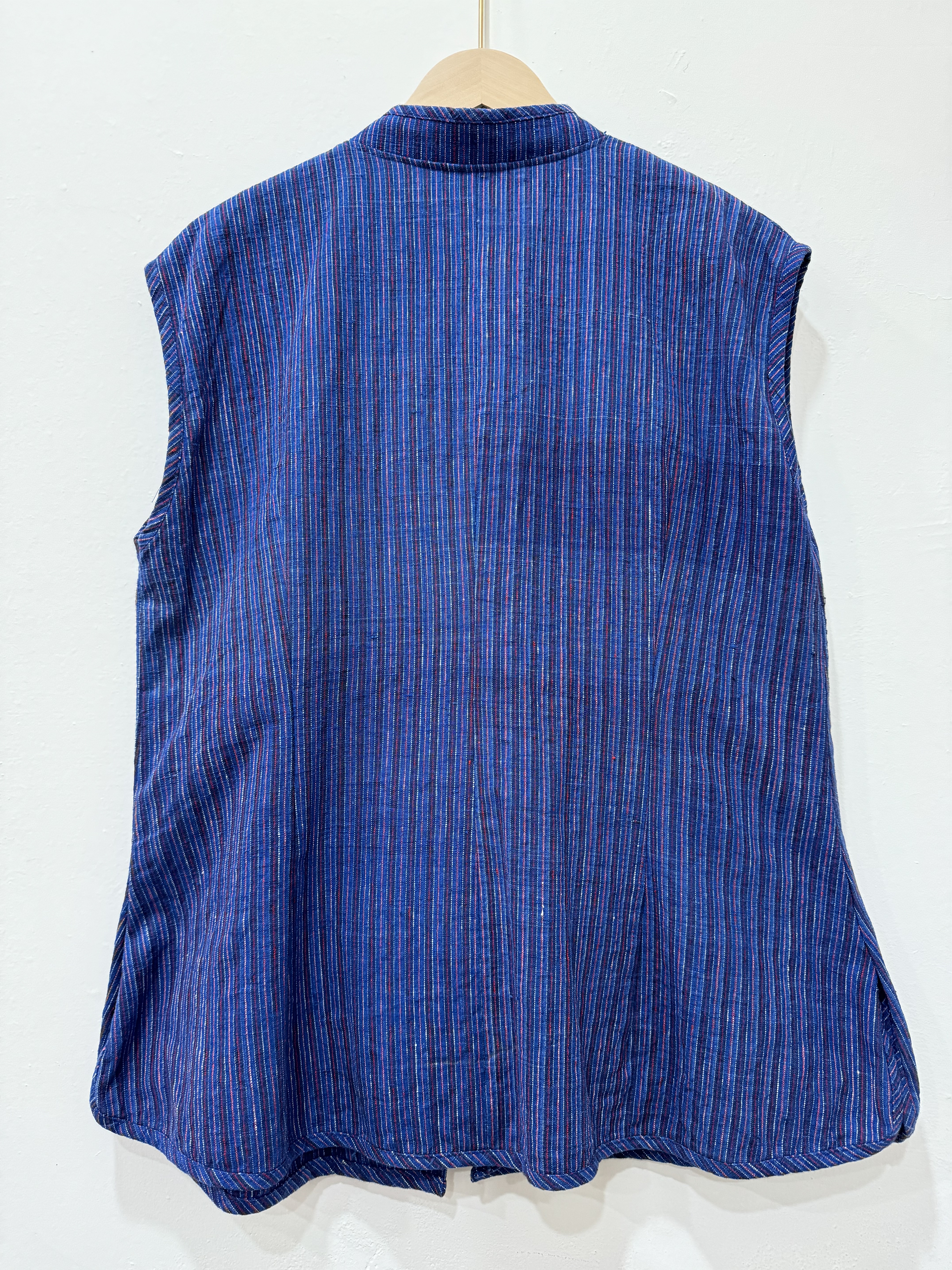 No.8藍色老布珠繡背心.胸圍114長度76