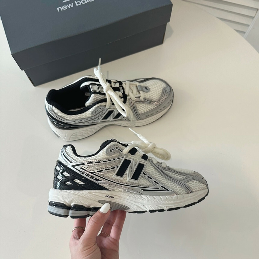 New Balance NB 1906R 金屬灰銀 奶油黑銀 IU同款 黑色 銀色 奶油白 M1906RER/預購